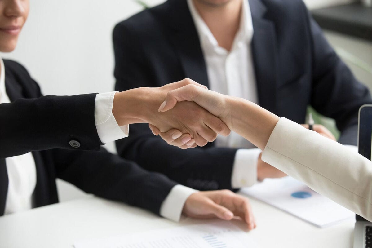 Handshake agreeing lease extension terms