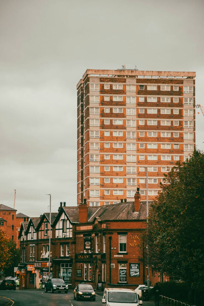 The UK Flat Lease Extension Process: A Complete Step-by-Step Guide (2026)
